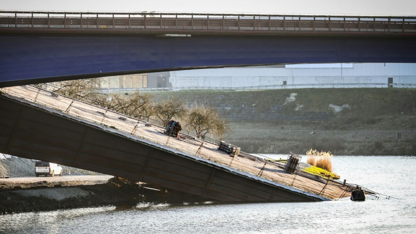 Die eingestürzte Brücke