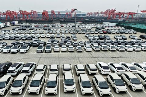 Für den Export vorgesehene Autos in Hangzhou