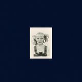 Cover zu Irina Unruh - Where The Poplars Grow: zu sehen ist ein Porträt der Fotografin als Kind