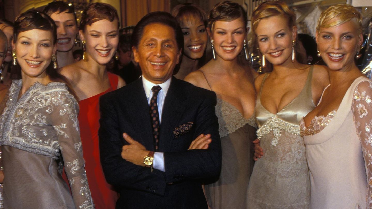 Valentino Garavani mit Models