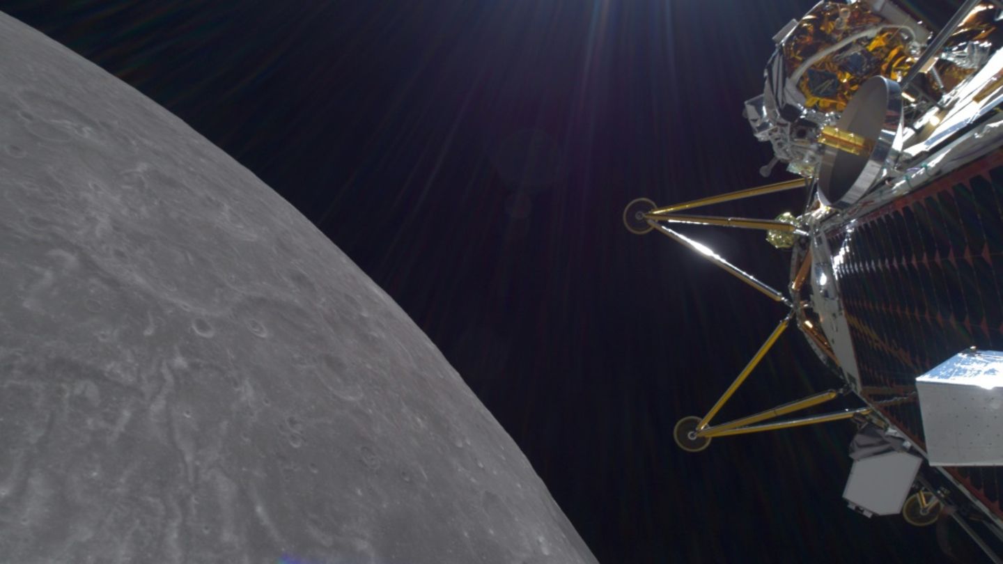"Athena" in der Mond-Umlaufbahn