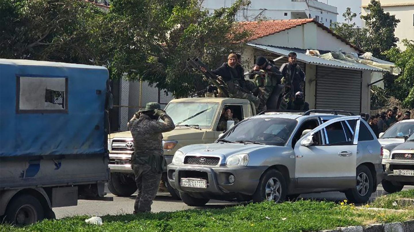 Ankunft syrischer Truppen in Baniyas