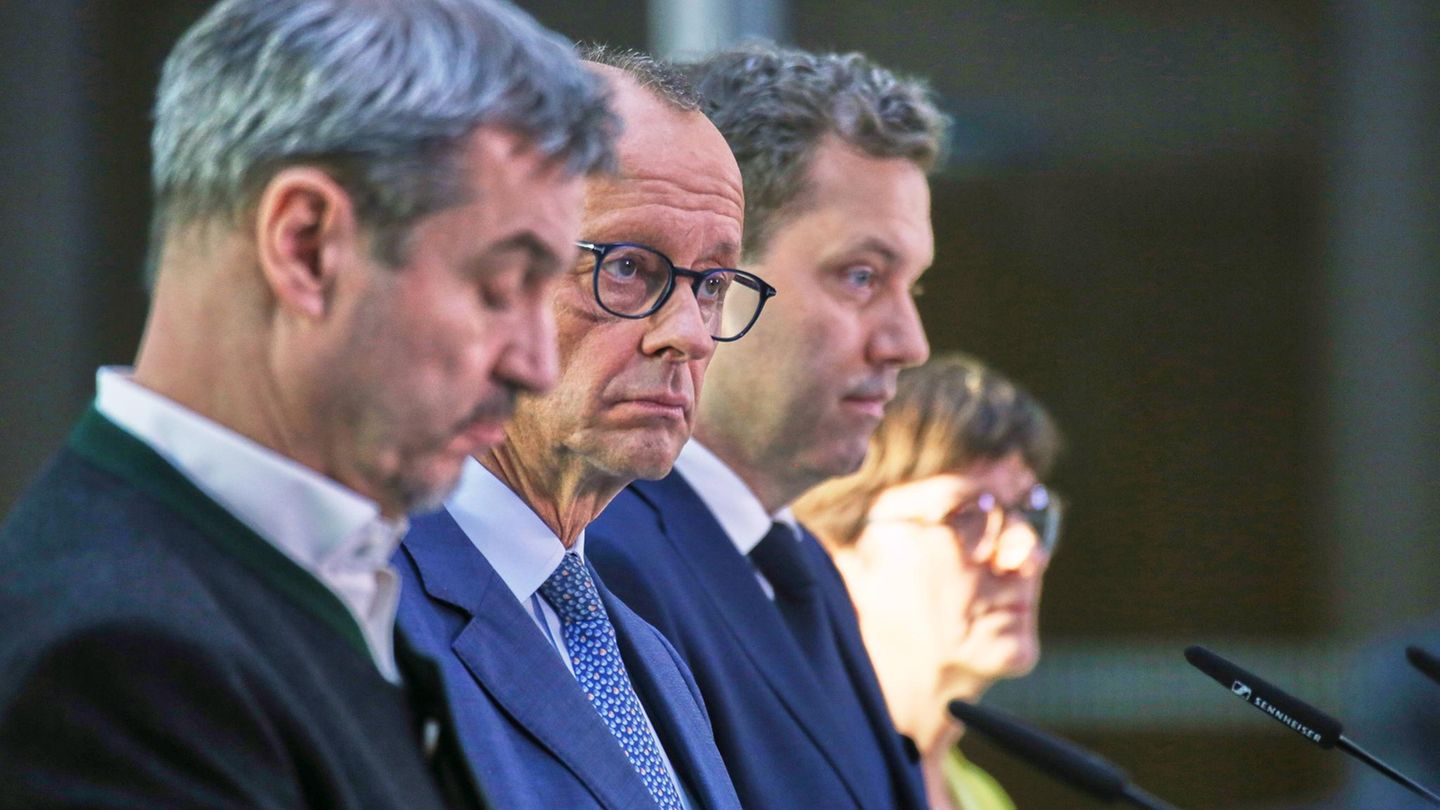 Union and SPD want to take coalition negotiations