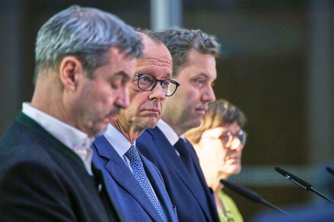 Markus Söder (CSU), Friedrich Merz (CDU), Lars Klingbeil und Saskia Esken (beide SPD, v.l.n.r.)