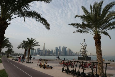 Die Skyline von Doha, der Hauptstadt von Katar