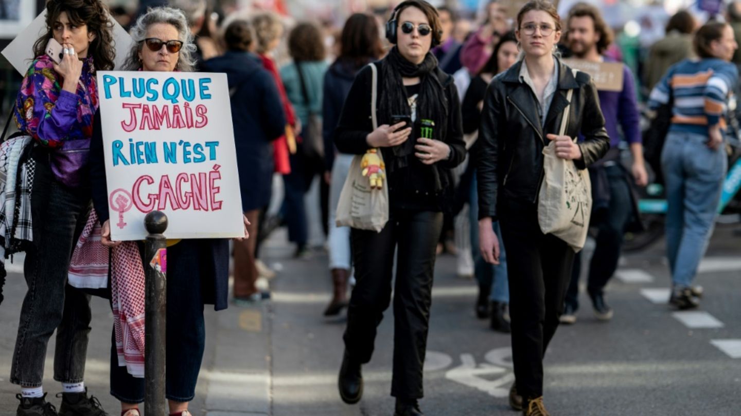 Protest zum Frauentag in Paris