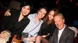 Sharleen Spiteri, Olivia Colman, Stella McCartney, Richard E. Grant bei einer Party