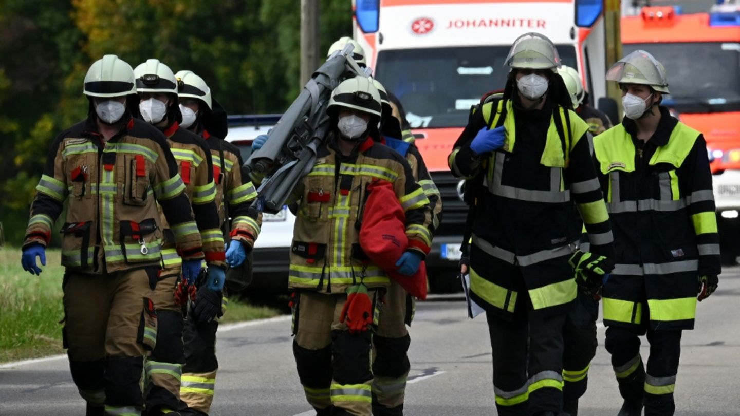 Feuerwehrleute bei einer Übung