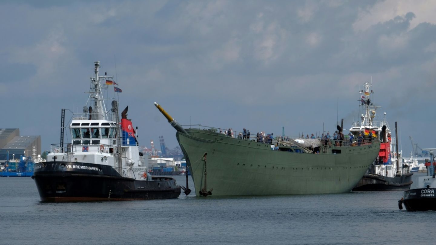 "Gorch Fock" während der Generalsanierung 2019
