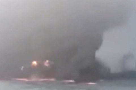 Schiffskollision auf der Nordsee: Öltanker in Flammen – Video zeigt den Brand