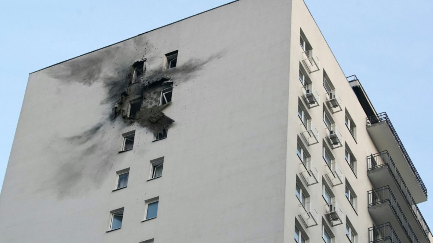 Schäden an einem Wohnhaus in der Region Moskau