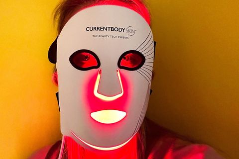 Zuerst Laser, dann Maske: Autorin Cathrin Wißmann wagt den Beauty-Selbsttest