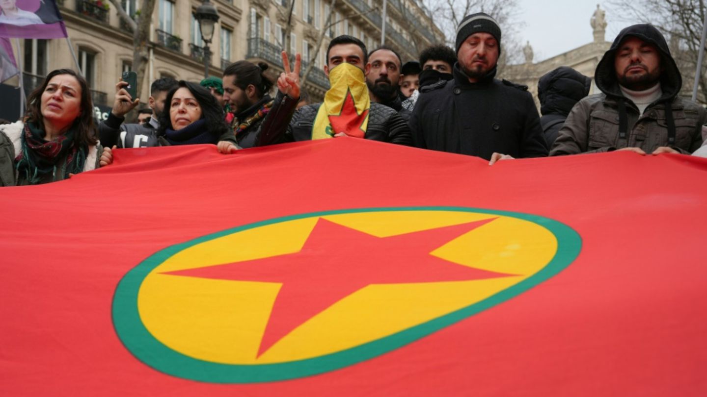 PKK-Anhänger bei Demonstration