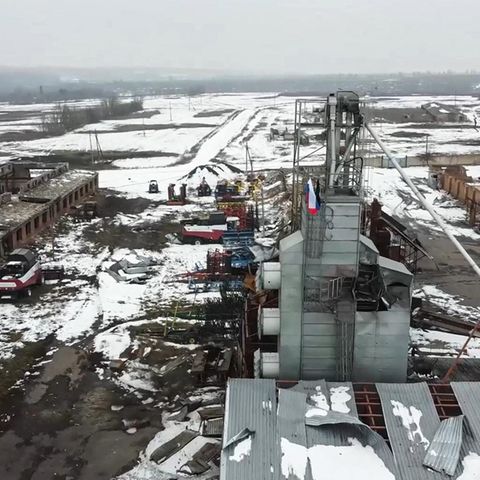 In the conquered places of the Kursk region, the Russians are running their flag