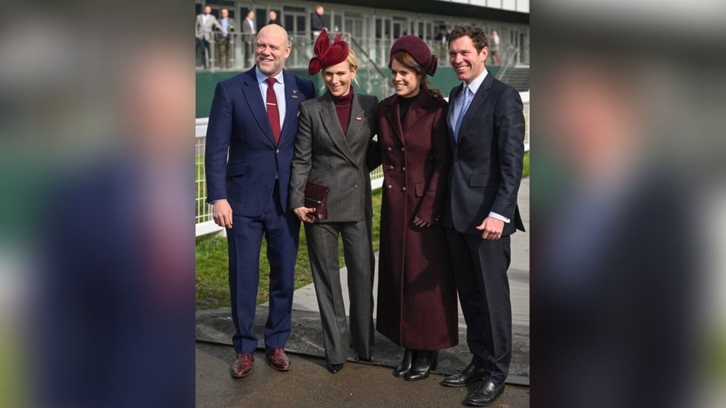 Mike Tindall, Zara Tindall, Prinzessin Eugenie und Jack Brooksbank (v.l.) in Cheltenham