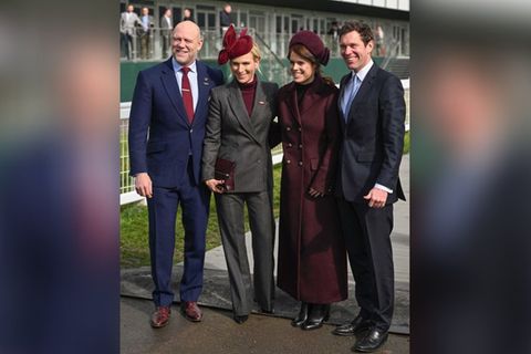 Mike Tindall, Zara Tindall, Prinzessin Eugenie und Jack Brooksbank (v.l.) in Cheltenham