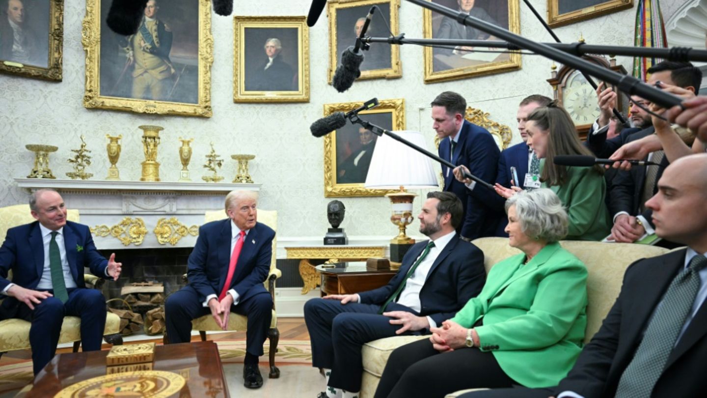 Donald Trump und Micheal Martin im Weißen Haus