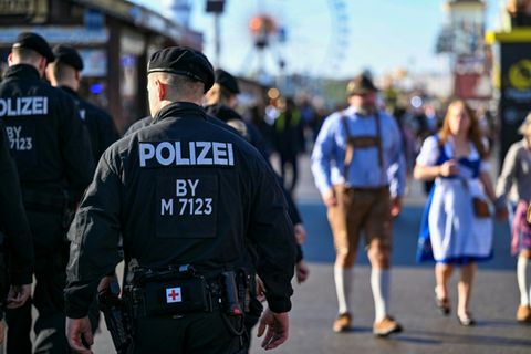 Polizisten auf Oktoberfest
