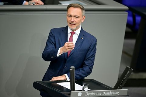 Lindner am Donnerstag im Plenum