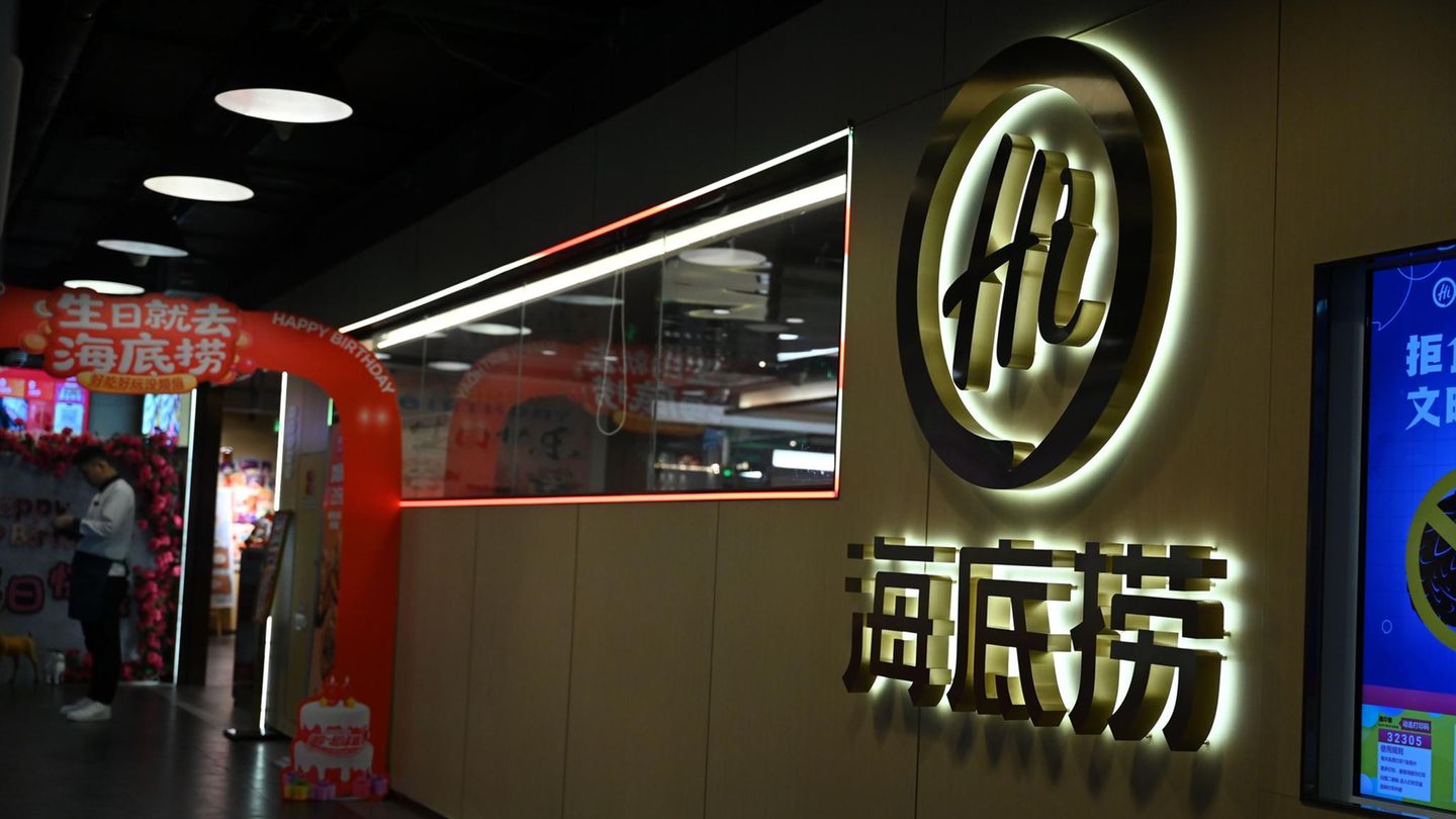 Filiale der Feuertopf-Restaurantkette "Haidilao" in China