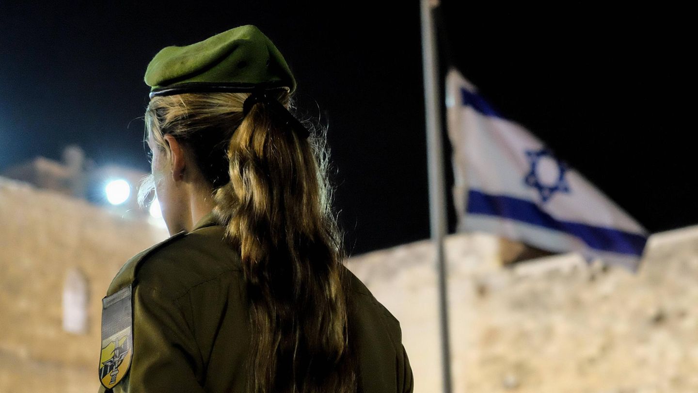 Israel Eine Soldatin in Israel