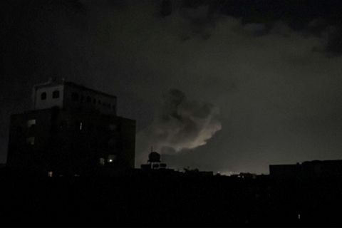 Rauchwolken über der Hauptstadt Sanaa