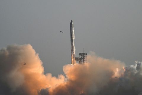 Starship beim bisher achten Testflug am 6. März