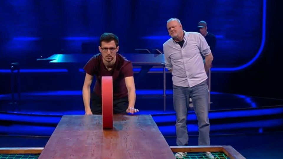 Hochbegabter Physiker schlägt Raab und Bully und gewinnt 250.000 Euro