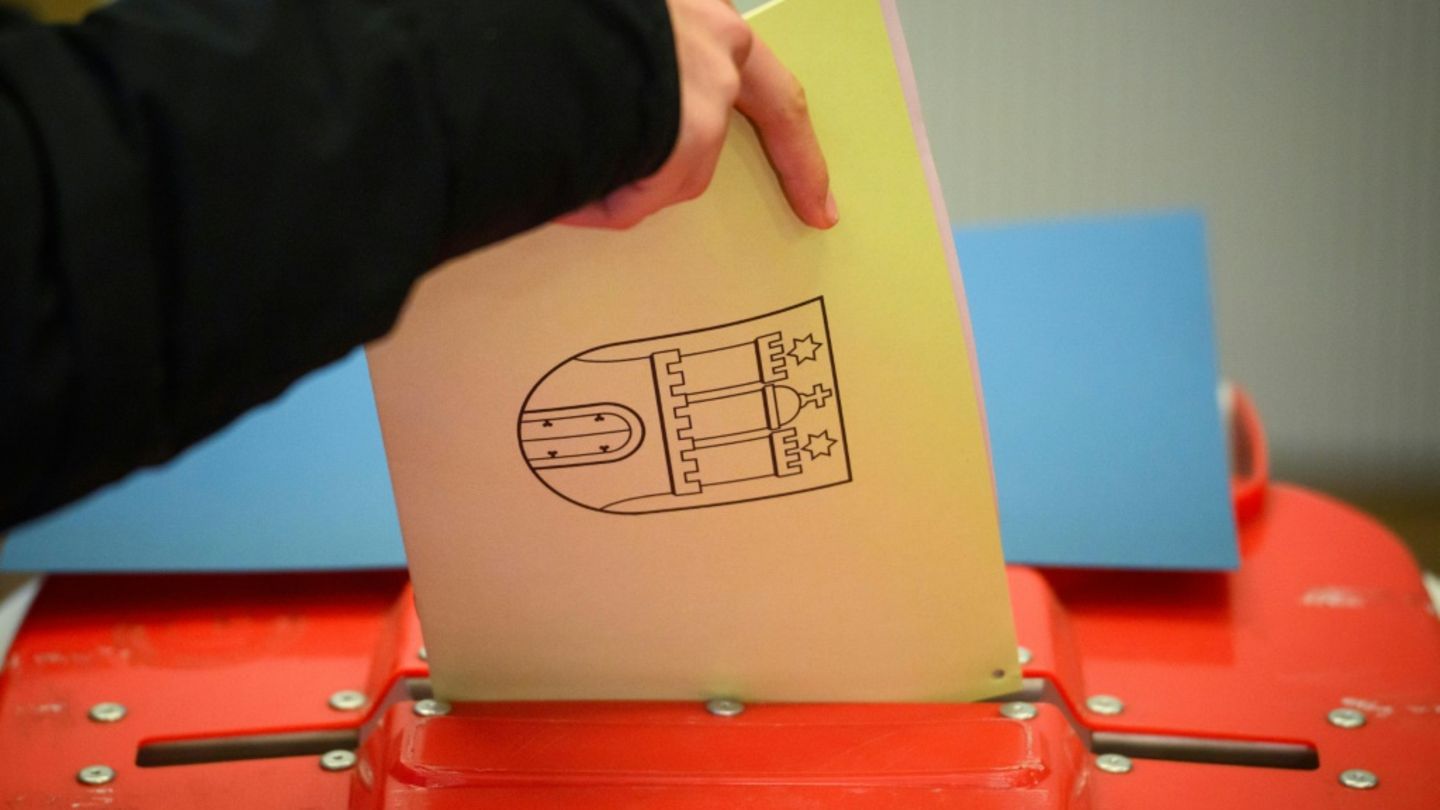 Stimmabgabe bei Bürgerschaftswahl in Hamburg