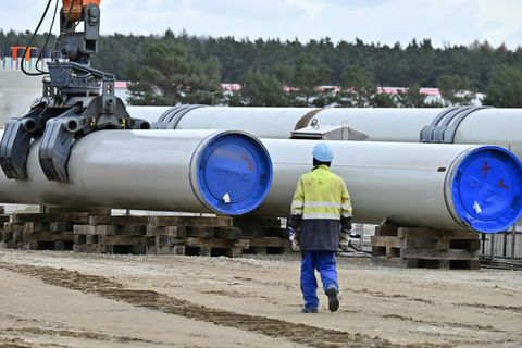 Rohre für Nord Stream 2 in Lubmin