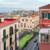 Blick von der Dachterrasse der privaten Università Suor Orsola Benincasa über das spanische Viertel in Neapel