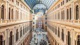 Neapel, Kampanien, Italien, Blick durch die Mittelachse der Galeria Umberto