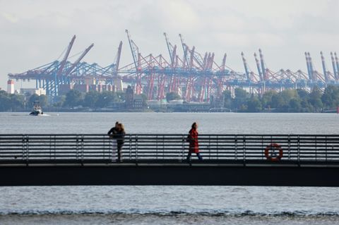 Blick auf den Hamburger Hafen