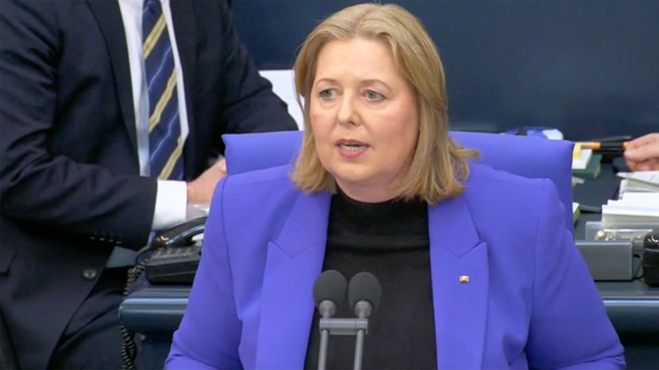 Bärbel Bas verkündet historisches Abstimmungsergebnis Bärbel Bas verkündet historisches Abstimmungsergebnis