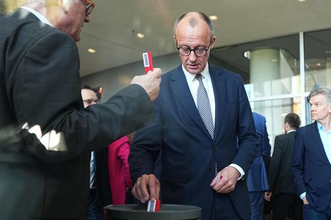 Friedrich Merz bei der Abstimmung zur Reform der Schuldenbremse im Bundestag