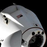 Dieses Bild aus einem Nasa-Video zeigt die SpaceX-Kapsel mit den Astronauten Suni Williams, Butch Wilmore und Nick Hague sowie dem russischen Kosmonauten Alexander Gorbunow, wie sie sich behutsam von der Internationalen Raumstation (ISS) löst