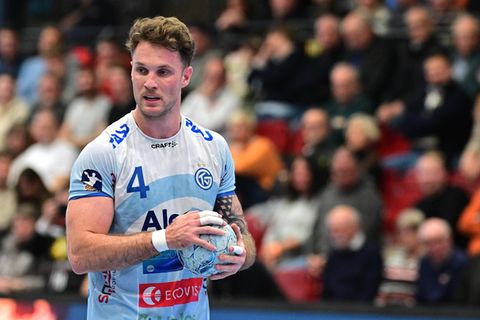 Der Handballer Nils Kretschmer bei einem Spiel