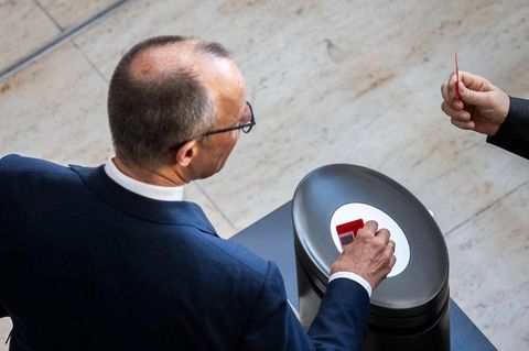 Friedrich Merz bei der Abstimmung zur Änderung des Grundgesetzes