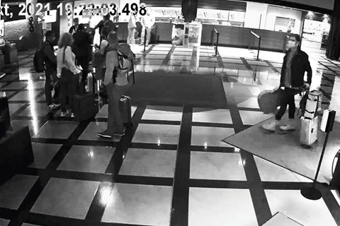 Video der Überwachungskamera: Gil Ofarim betritt am 4.10.21 das Westin Leipzig