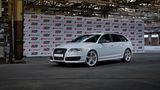 Die sportlichsten Modelle aus dem Hause Audi sind die RS-Modelle, doch es geht unter Umständen auch eine Nummer darunter mit einem leistungsstarken S-Modell. Nicht allein für ambitionierte Familienväter ist der Audi S6 ein echter Volltreffer, und wem die 309 kW / 420 PS des S6 Avant nicht reichen, der aus dem Jahre 2014 bei unter 25.000 Euro startet, kann sich immer noch den RS6 Avant gönnen – beide mit Power ohne Ende, Allradantrieb und weitab der ehemaligen Neupreise von 100.000 Euro oder mehr