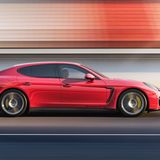 Porsche bedeutet gemeinhin viel Sportlichkeit und viel Leistung – doch für überschaubares Geld? Das gibt es tatsächlich auch bei den Schwaben im Angebot. Wer es auf der Autobahn einmal so richtig krachen lassen möchte, der ist mit dem Porsche Panamera bestens bedient. Ob allein oder mit weiteren drei Insassen sind Dank V8-Power bis zu 300 km/h drin. Und das zu einem echten Schnäppchenpreis