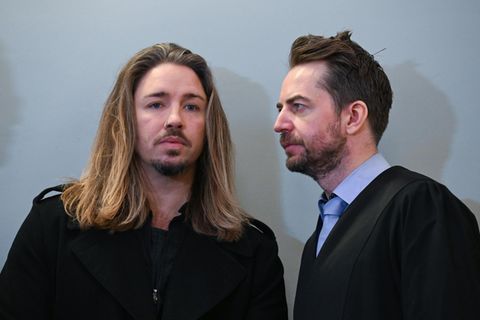 Gil Ofarim und sein Anwalt Alexander Stevens