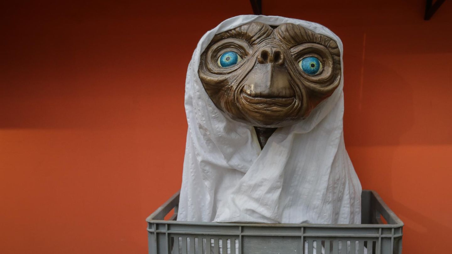 Von E.T. wird ein Modell bei Sotheby's versteigert