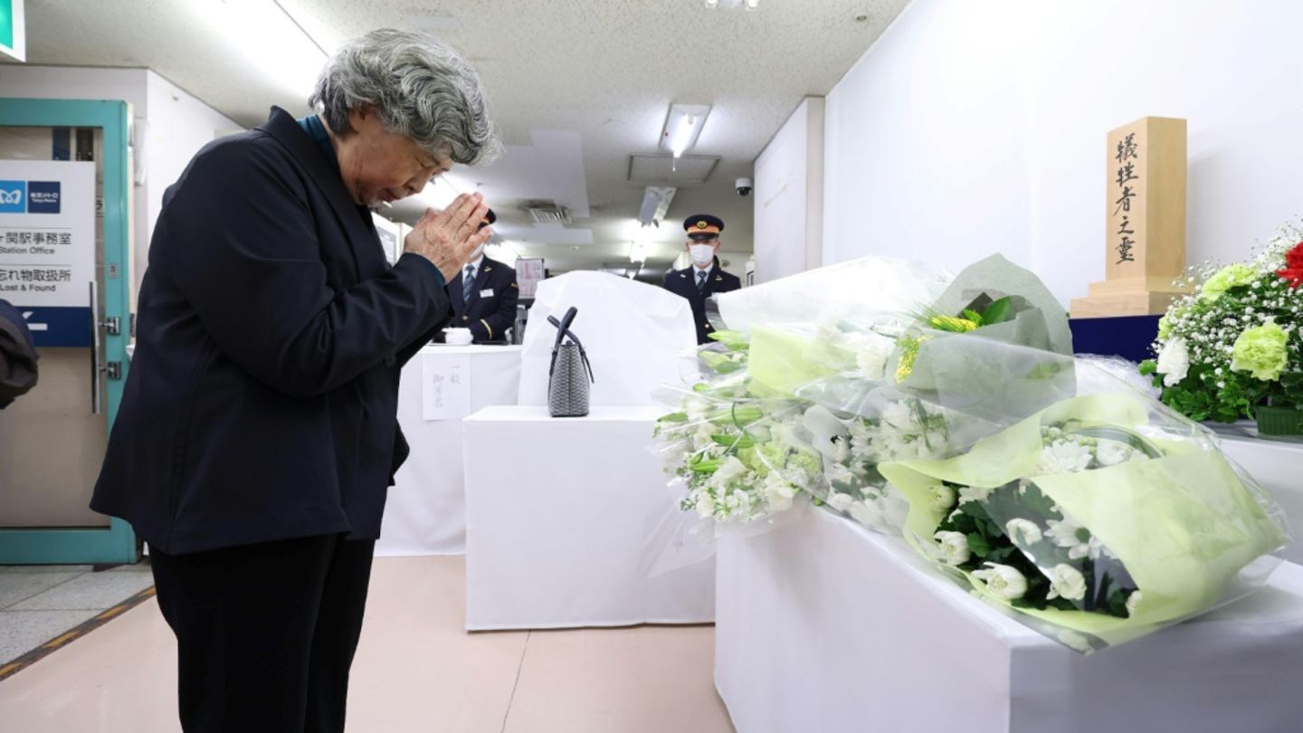 Shizue Takahashi in Gedenken an ihren getöteten Mann