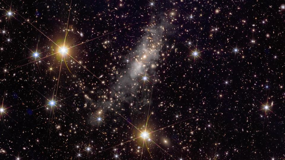 10 Milliarden Lichtjahre entfernt: ESA veröffentlicht spektakuläre All-Aufnahmen 10 Milliarden Lichtjahre entfernt: ESA veröffentlicht spektakuläre All-Aufnahmen