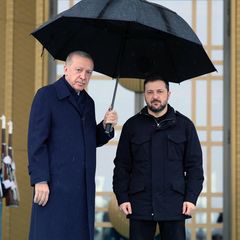 Der ukrainische Präsident Wolodymyr Selenskyj zu Gast beim Präsidenten der Türkei, Recep Tayyip Erdogan, in Ankara Mitte Februar 2025