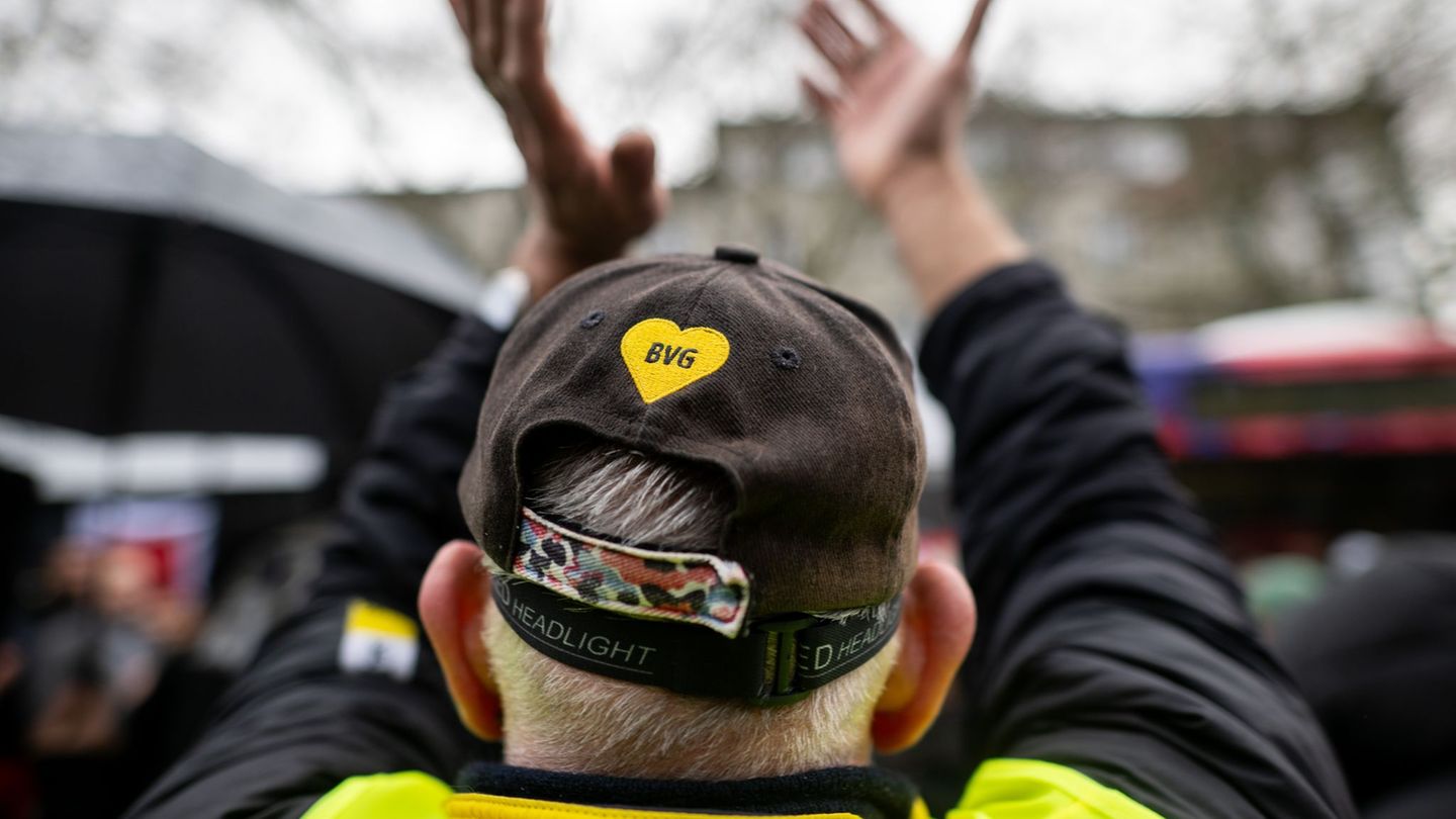 Keine Einigung: Verdi: Tarifrunde im Berliner Nahverkehr gescheitert