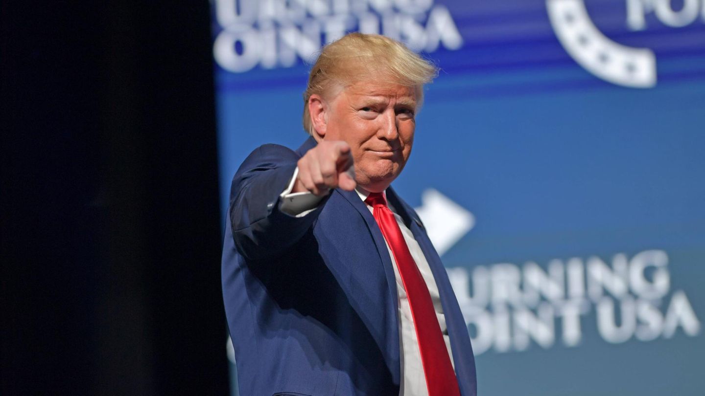 Analyse: Seinen Wahlkampf hatte Donald Trump mit einem Versprechen an seine Anhänger begonnen: "Für diejenigen, denen Unrecht getan und die betrogen wurden, bin ich die Vergeltung" Seinen Wahlkampf hatte Donald Trump mit einem Versprechen an seine Anhänger begonnen: "Für diejenigen, denen Unrecht getan und die betrogen wurden, bin ich die Vergeltung"