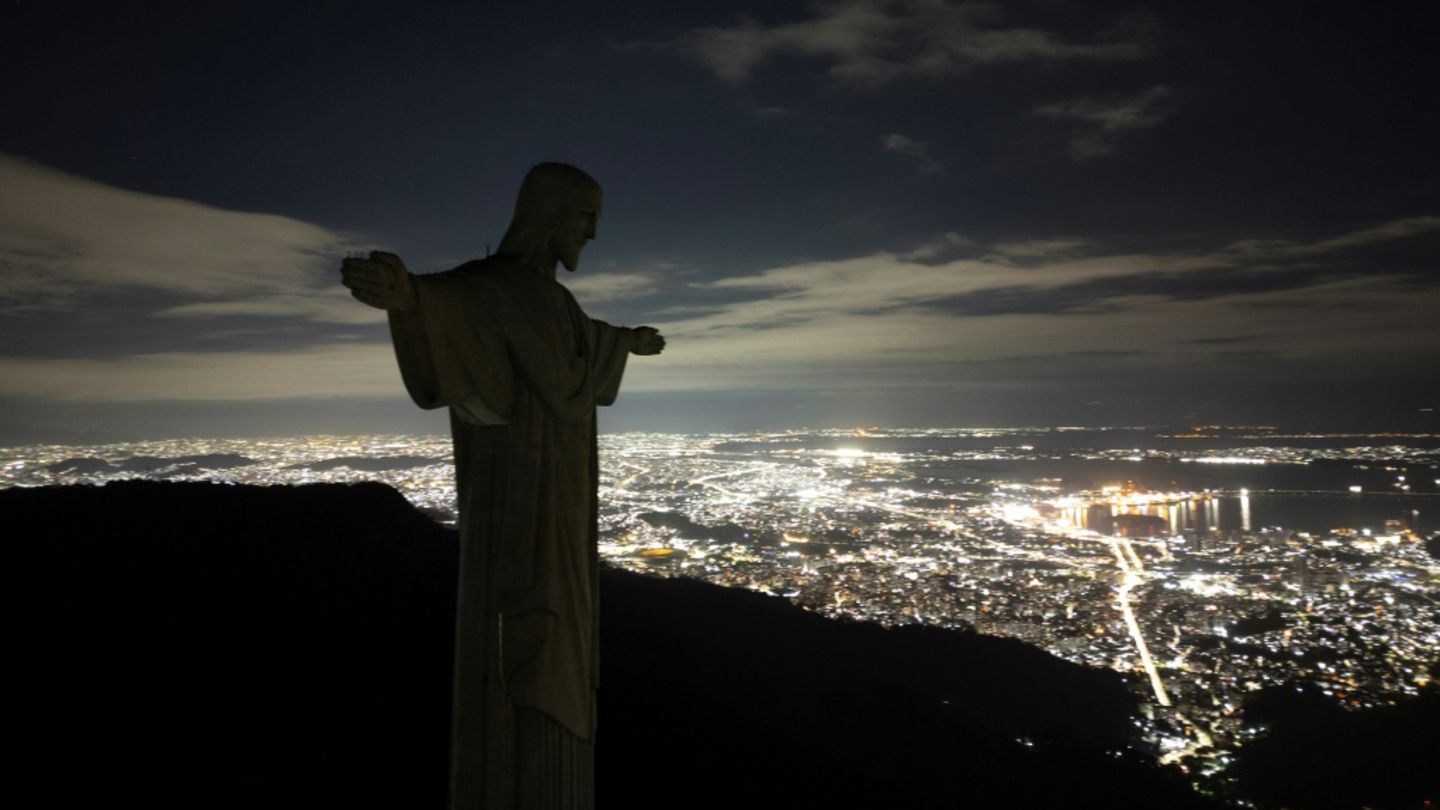 Auch an der Christusstatue in Rio de Janeiro ging das Licht aus