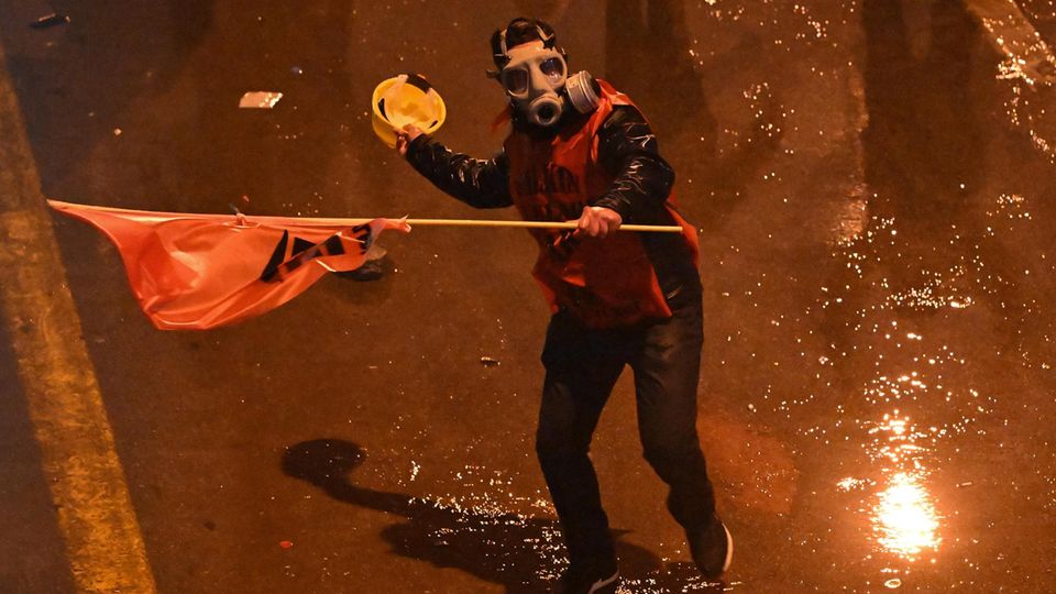 Massenproteste gegen Erdoğan – Bilder der Wut im Video